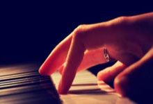 开云体育中国-苏宁主场大胜华夏，继续保持不败战绩