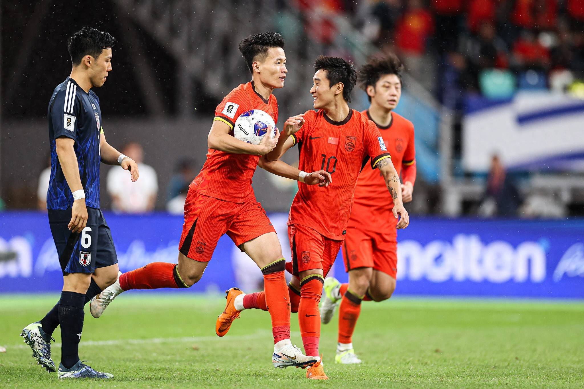 国际赛场中国队展现实力,斩获辉煌战绩的简单介绍 国际赛场中国队展现实力,斩获辉煌战绩的简单介绍