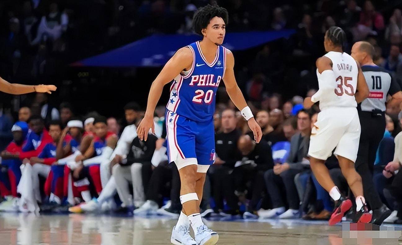 米切尔关键时刻爆发,领导球队逆转战胜 米切尔关键时刻爆发,领导球队逆转战胜