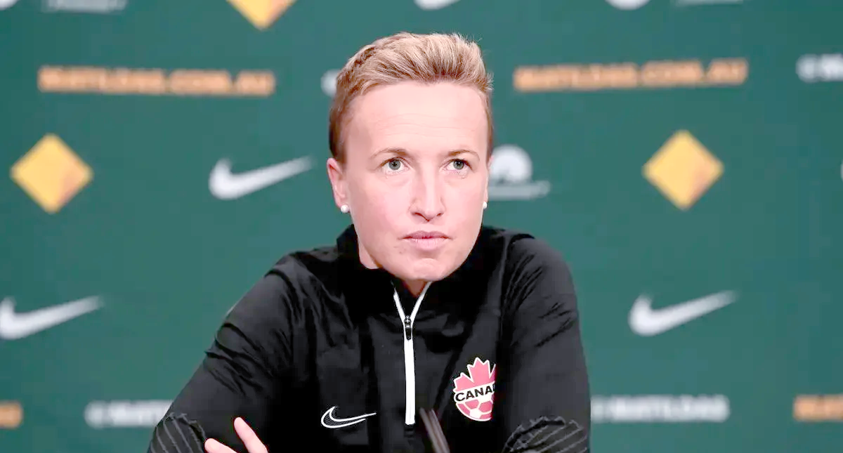 加拿大女足身高体重双担，成为焦点