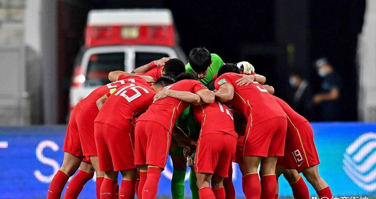 澳大利亚球队在比赛中展现出强大实力! 澳大利亚球队在比赛中展现出强大实力!