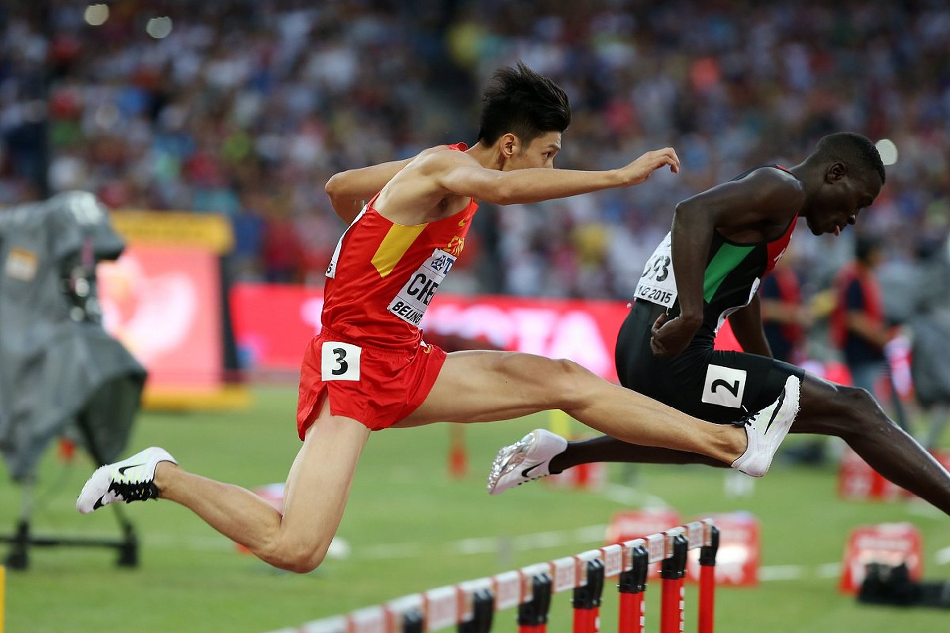 赛场豪取胜利，中国队再度展现实力的简单介绍