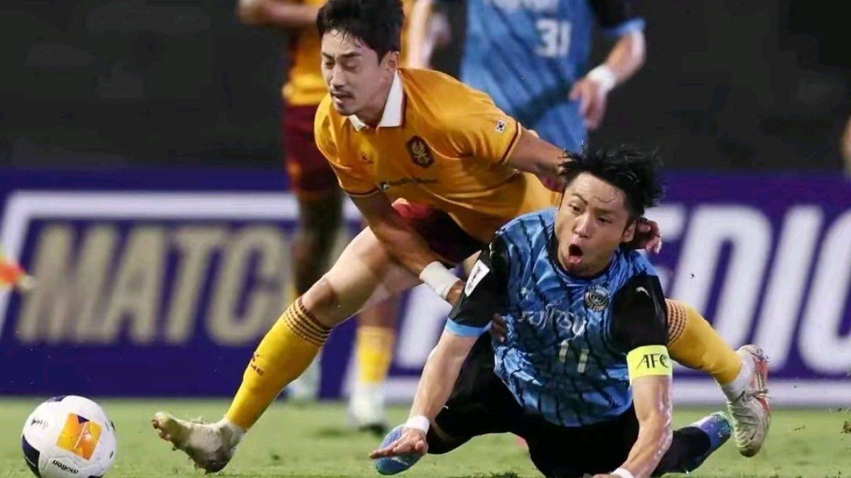 包含光州FC惨败，遗憾无缘下一轮！的词条