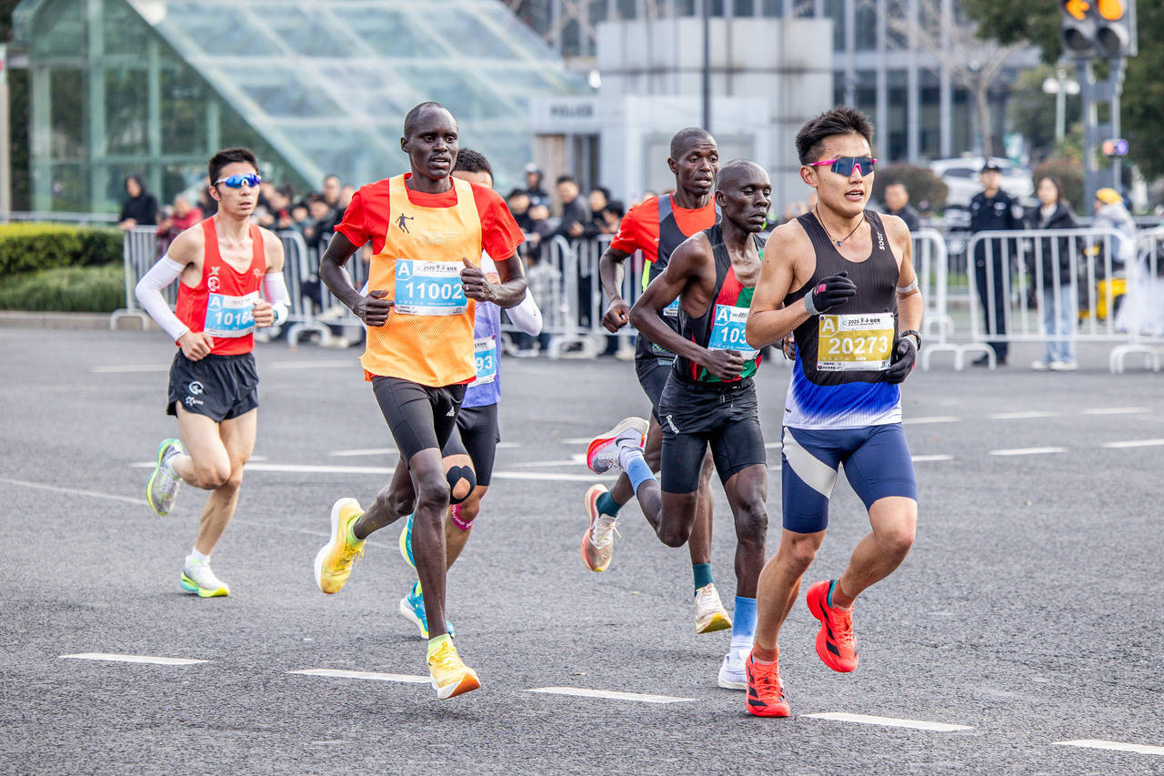 激情角逐!国际赛事迎来新一轮争夺的简单介绍 激情角逐!国际赛事迎来新一轮争夺的简单介绍