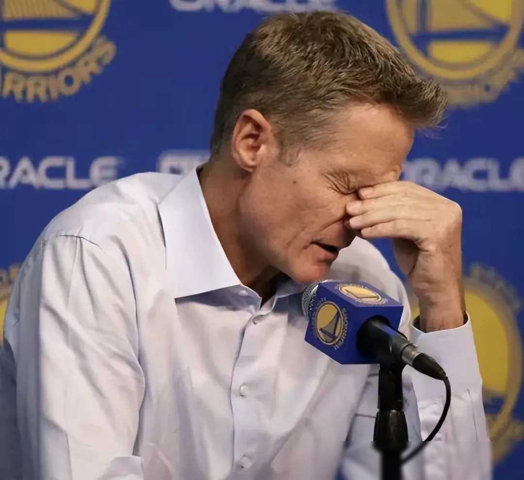 阿森纳遭受连败,实力受质疑 阿森纳遭受连败,实力受质疑