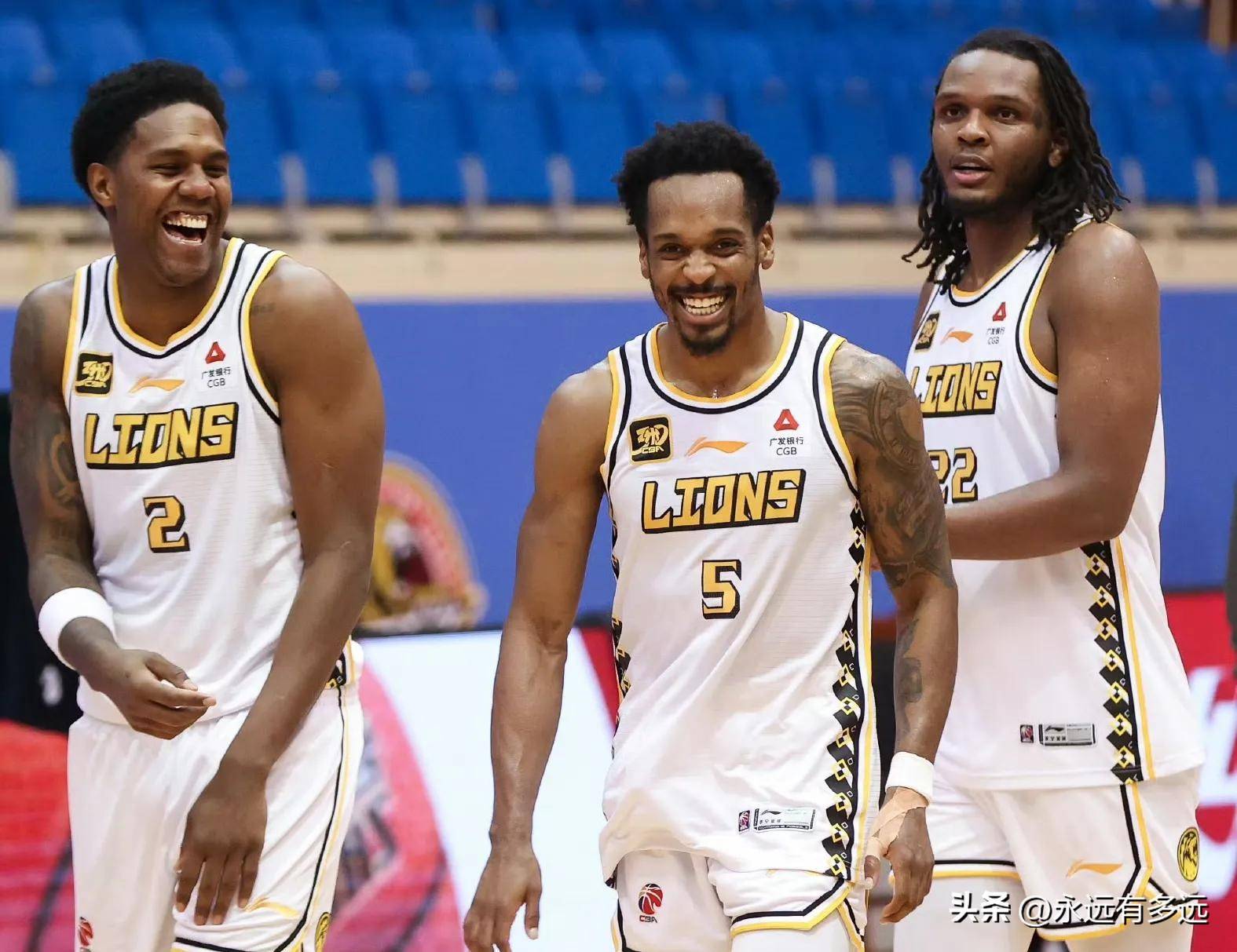 包含球员庆祝砍下个人新高得分,为球队赢球立下汗马功劳的词条 包含球员庆祝砍下个人新高得分,为球队赢球立下汗马功劳的词条