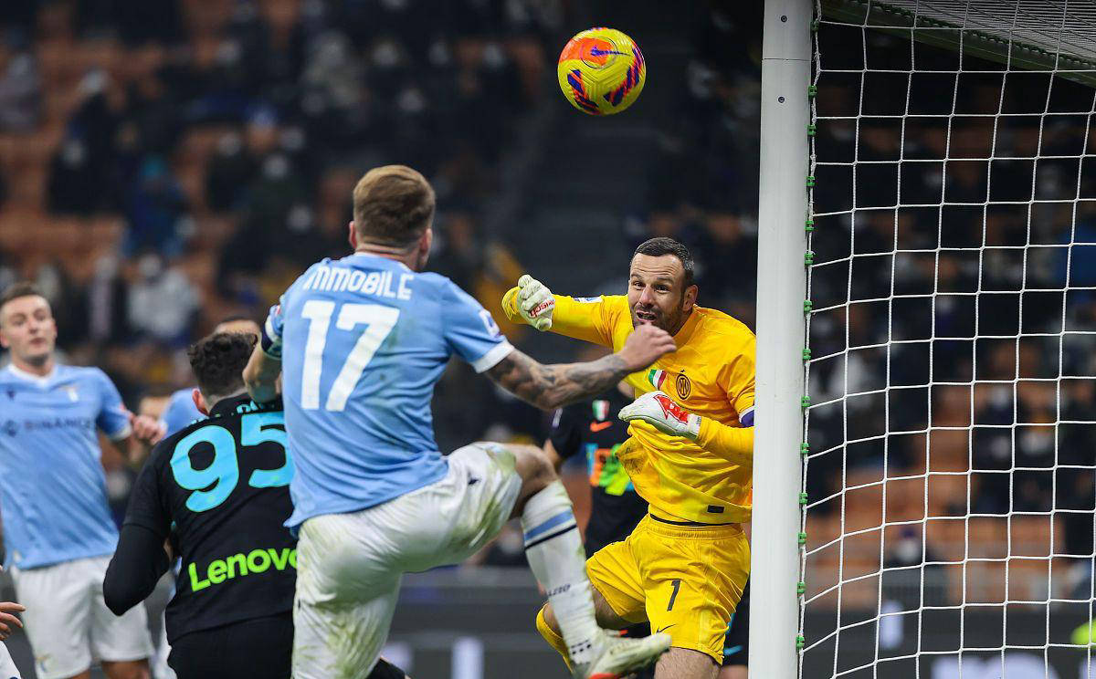 拉齐奥主场逆转,欧冠席位稳固 拉齐奥主场逆转,欧冠席位稳固