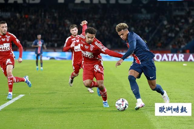 巴黎圣日耳曼主场加时战胜对手的简单介绍