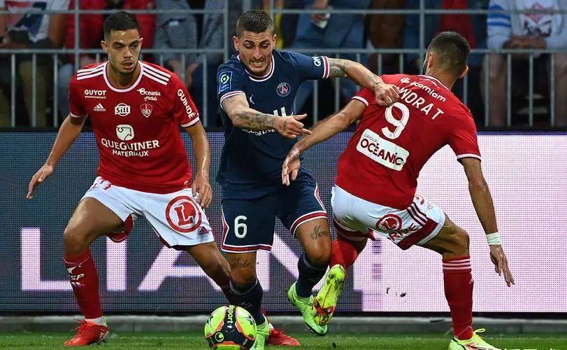 关于意大利豪门对战:佛罗伦萨赢得关键战的信息 关于意大利豪门对战:佛罗伦萨赢得关键战的信息