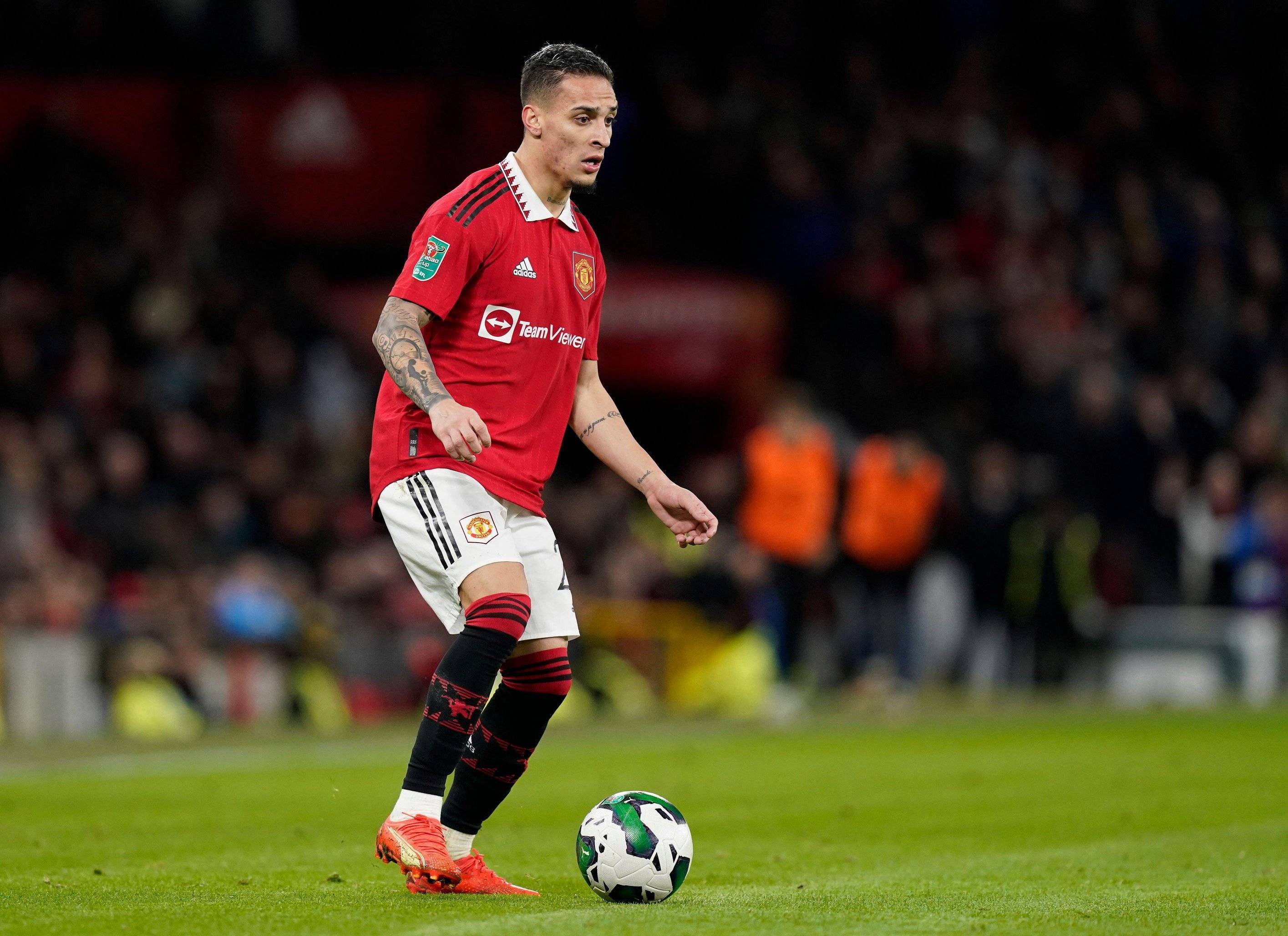 包含临危不乱,球员为球队拯救比赛局势的词条 包含临危不乱,球员为球队拯救比赛局势的词条