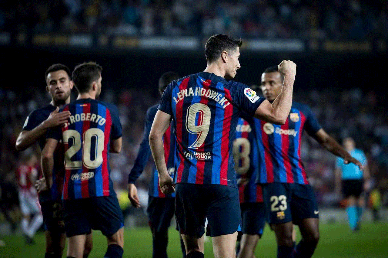 开云体育官网-包含西甲焦点战：巴萨vs巴萨，爆冷引发表现神勇的词条