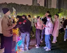 双方实力均衡,胜负未定的激情碰撞的简单介绍 双方实力均衡,胜负未定的激情碰撞的简单介绍