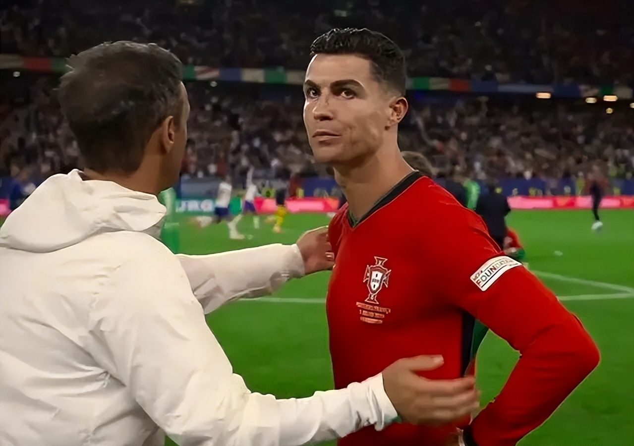 关于AC米兰险胜法国队，C罗关键助攻美洲杯的信息