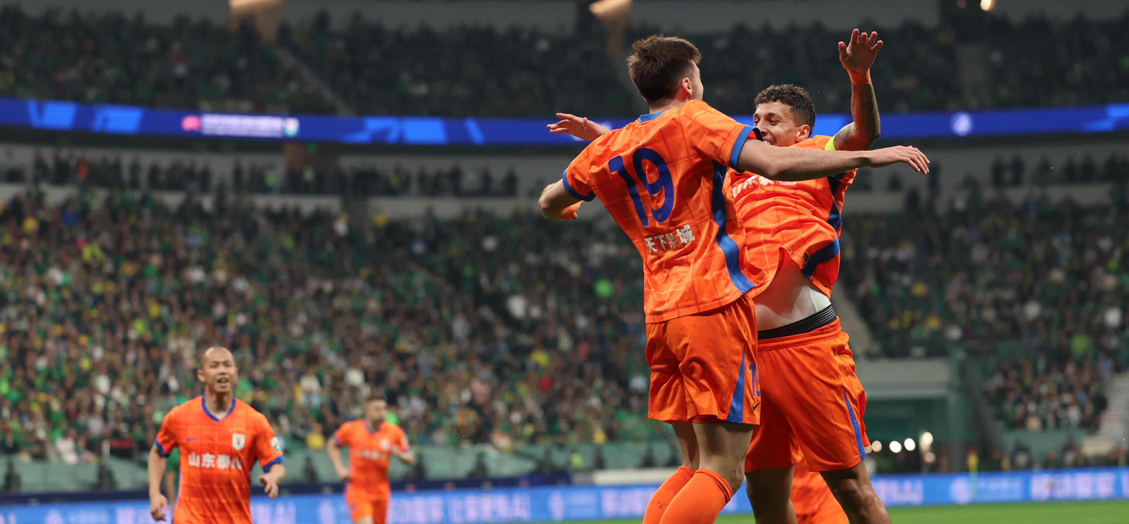 关于中超比赛波澜起伏，高潮迭起的信息