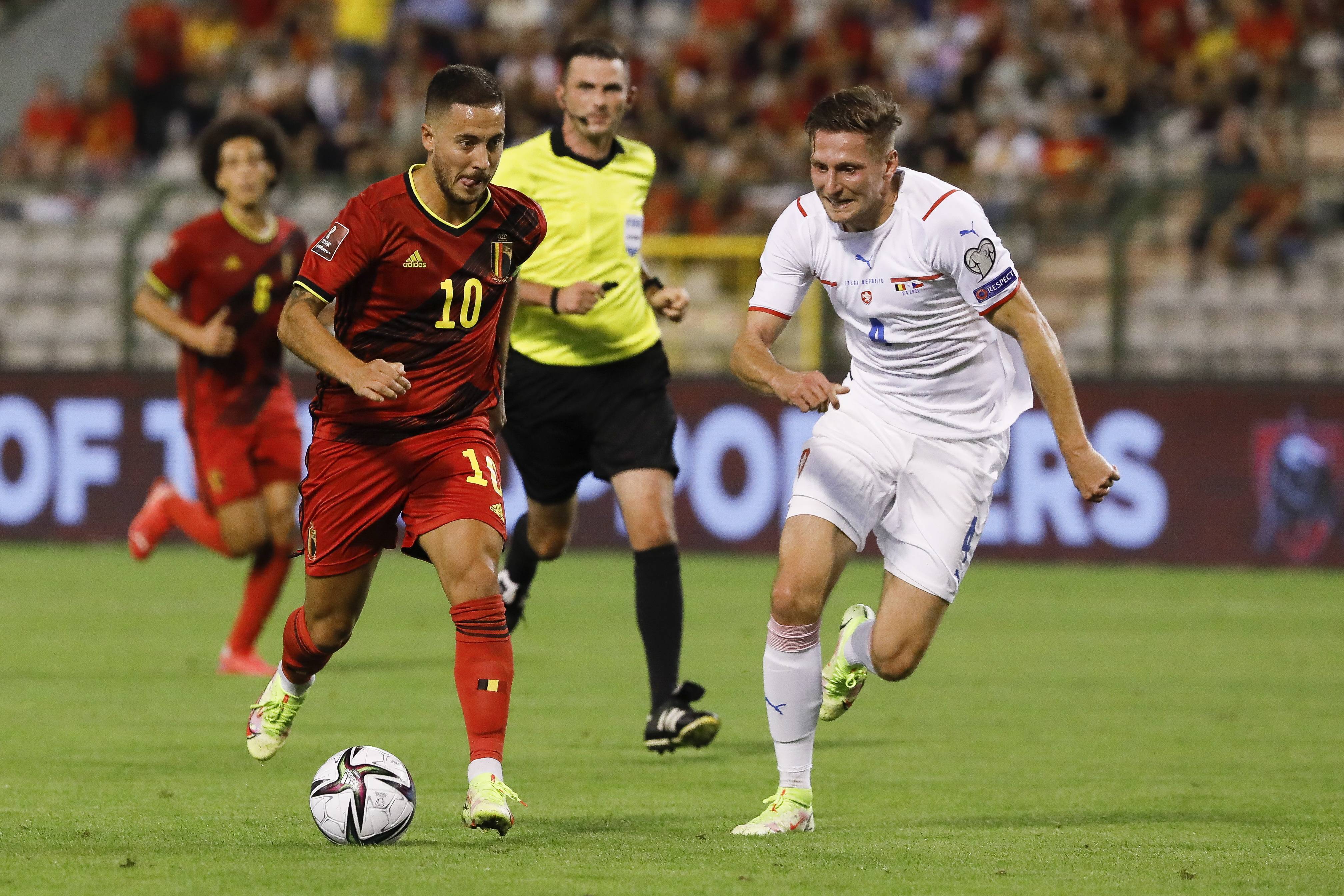 开云体育官网-关于意大利在欧预赛比赛中展现出色实力的信息