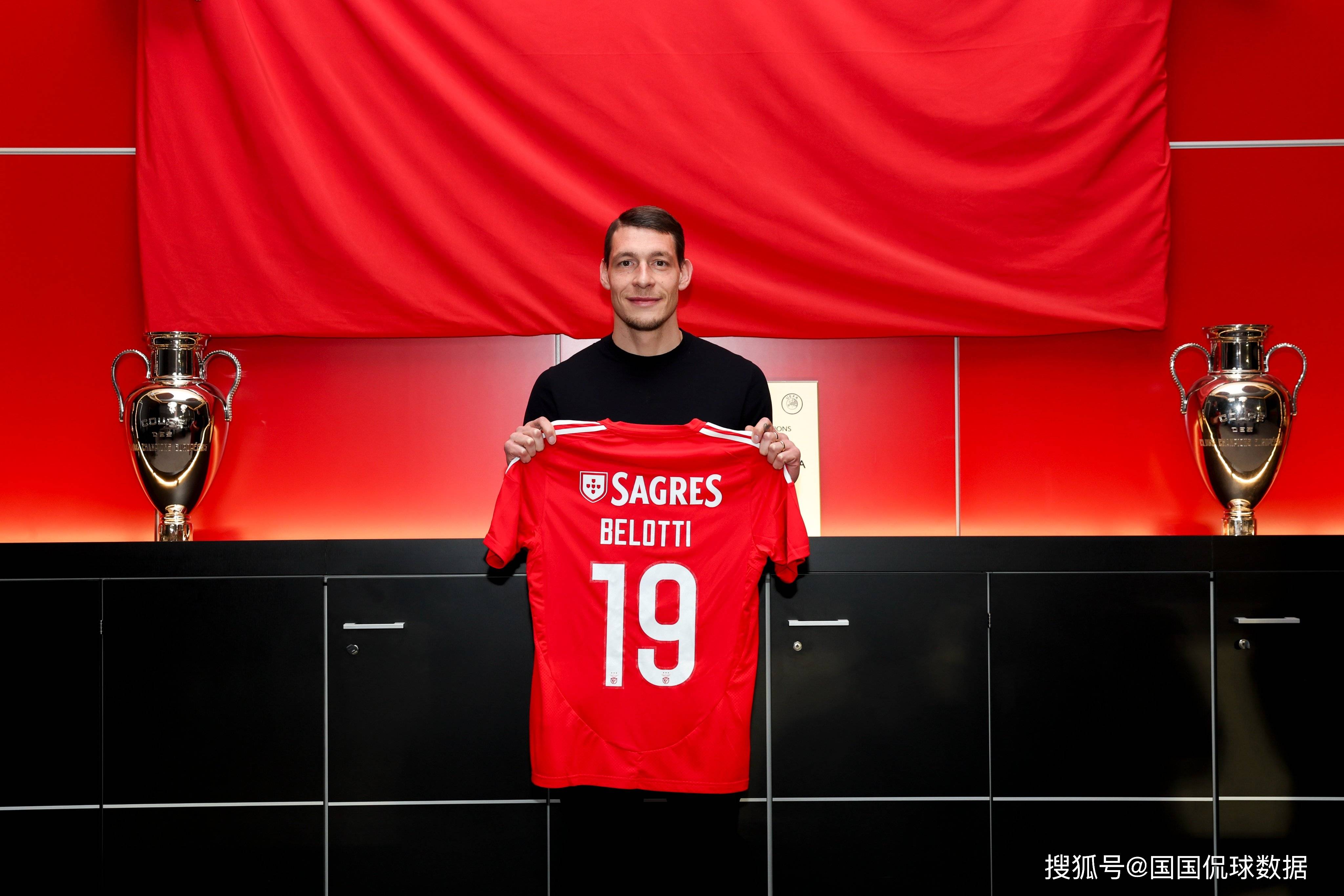 甘冈期待新赛季胜利,球队备战摩纳哥比赛的简单介绍 甘冈期待新赛季胜利,球队备战摩纳哥比赛的简单介绍