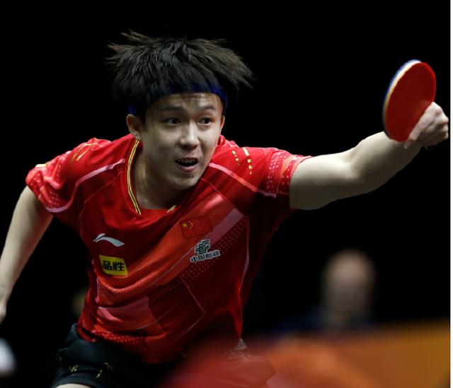 勇士高歌猛进,走上夺冠之路 勇士高歌猛进,走上夺冠之路