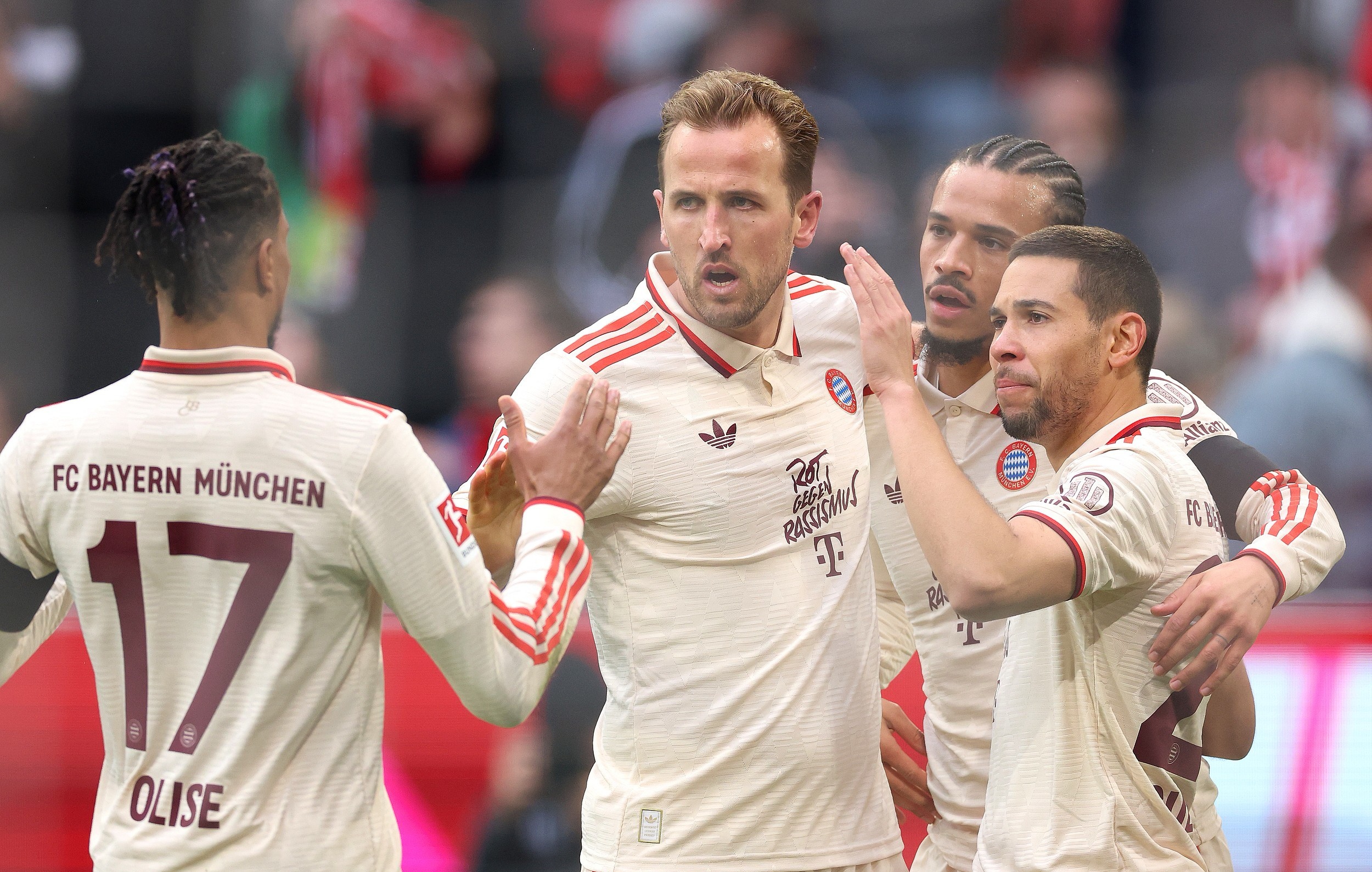 开云下载-拜仁慕尼黑遭遇不利，备战面临考验