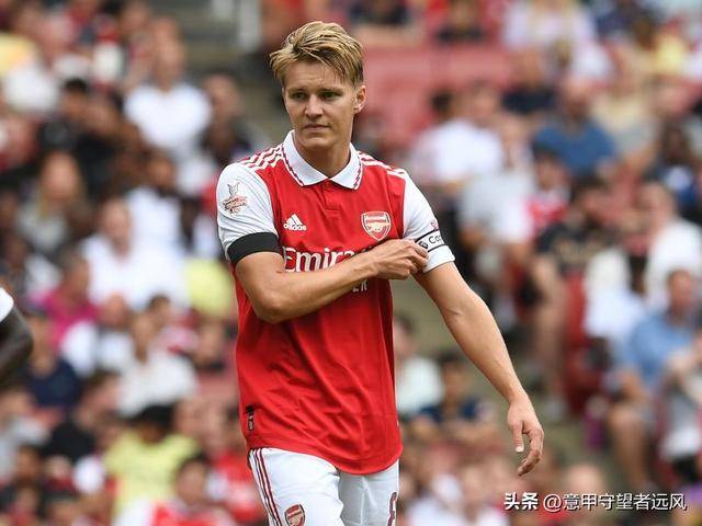 南安普顿客场战平伯恩茅斯,保持不败 南安普顿客场战平伯恩茅斯,保持不败