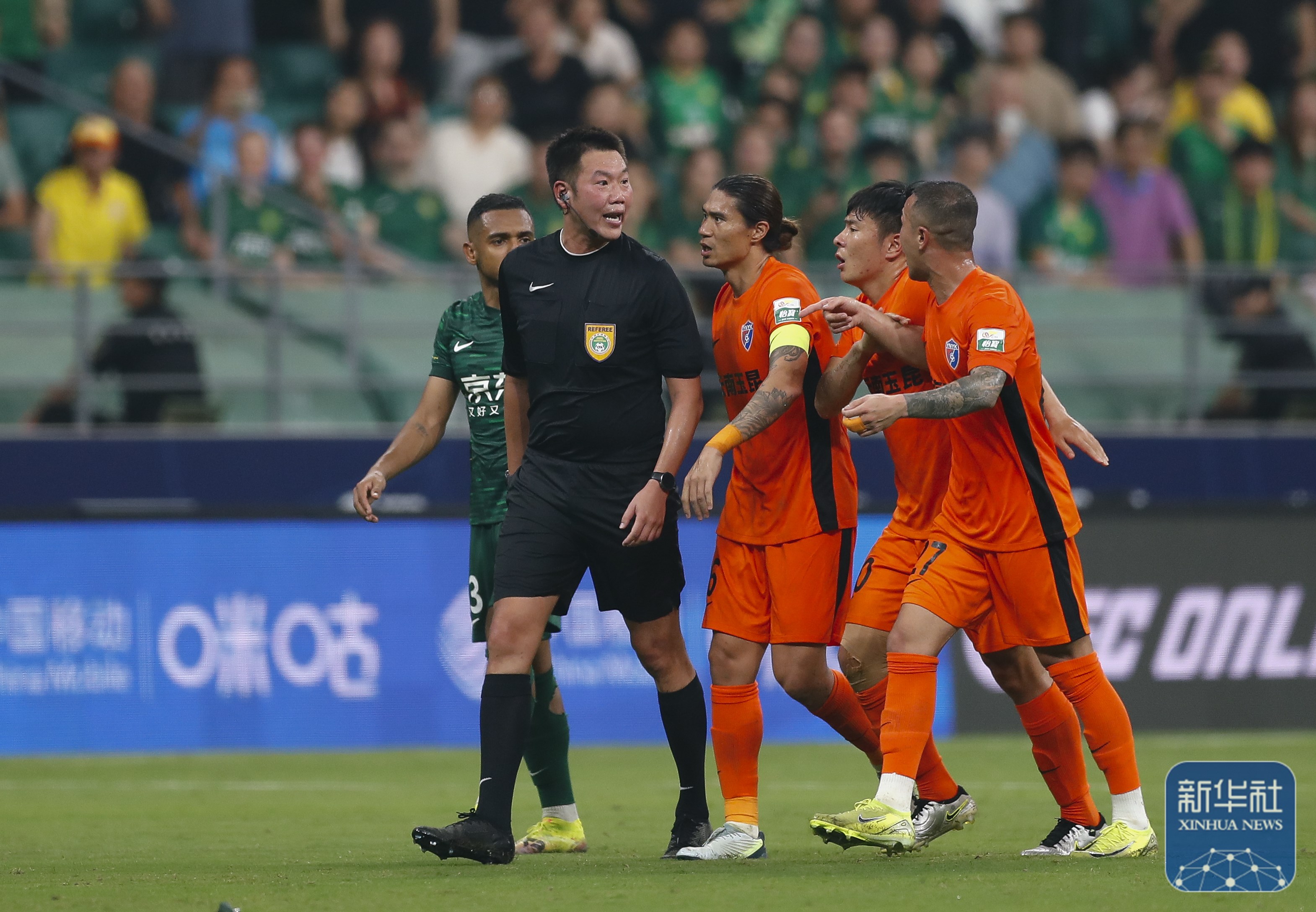 包含国安客场大胜,继续紧追中超榜首位置的词条 包含国安客场大胜,继续紧追中超榜首位置的词条