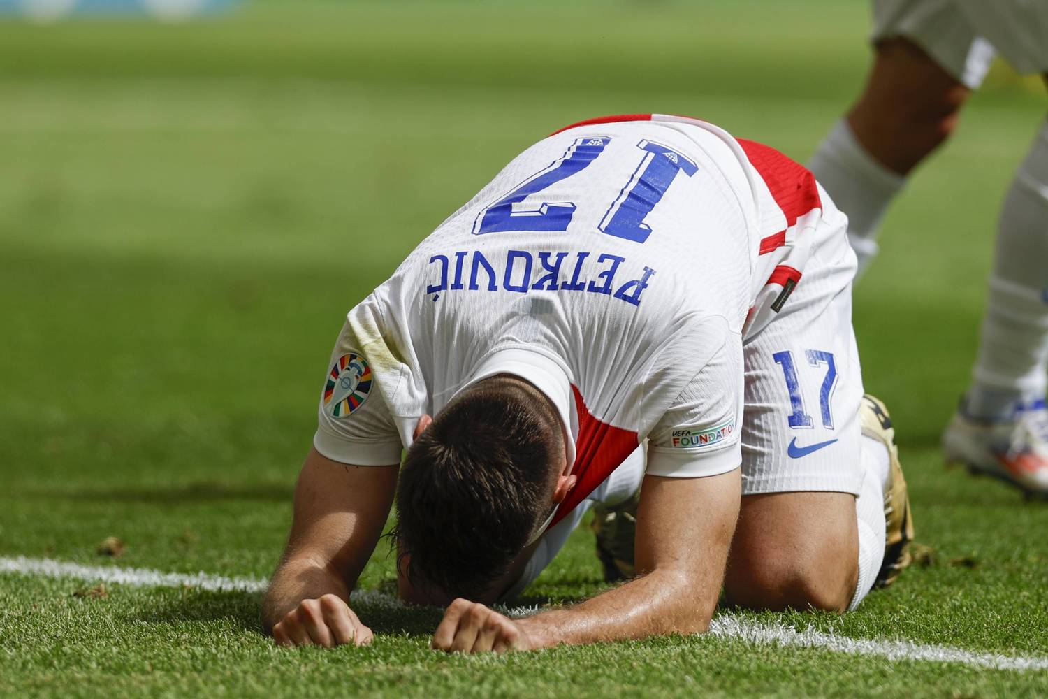 意大利战胜匈牙利，小组晋级领跑