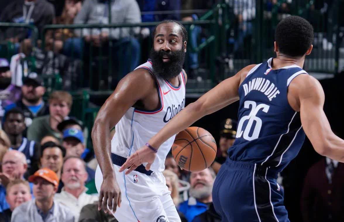 开云体育app-快船擒拿雄鹿保持不败