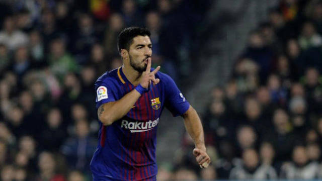 开云体育app-关于瑞典翻盘西班牙，苏亚雷斯高光表现的信息