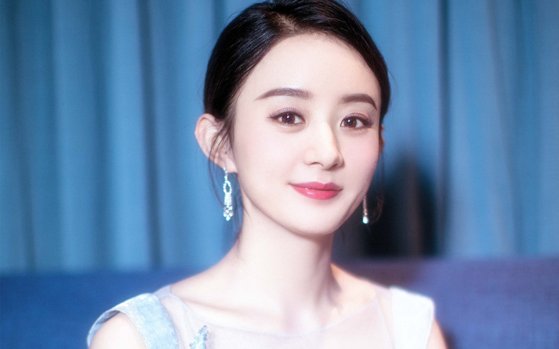 巨人舞蹈，当集体洪流遭遇技艺的绝对巅峰