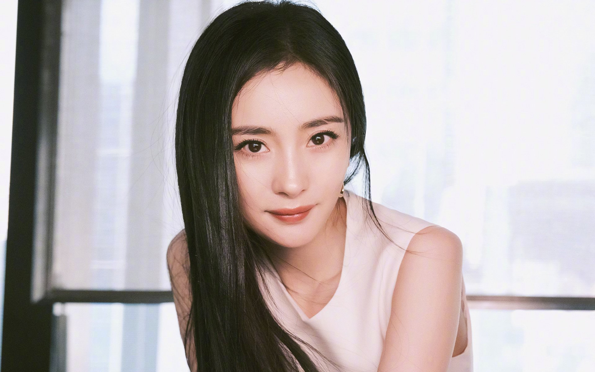 开云体育下载-森林狼压哨绝杀老鹰，总决赛焦点战惊险落幕