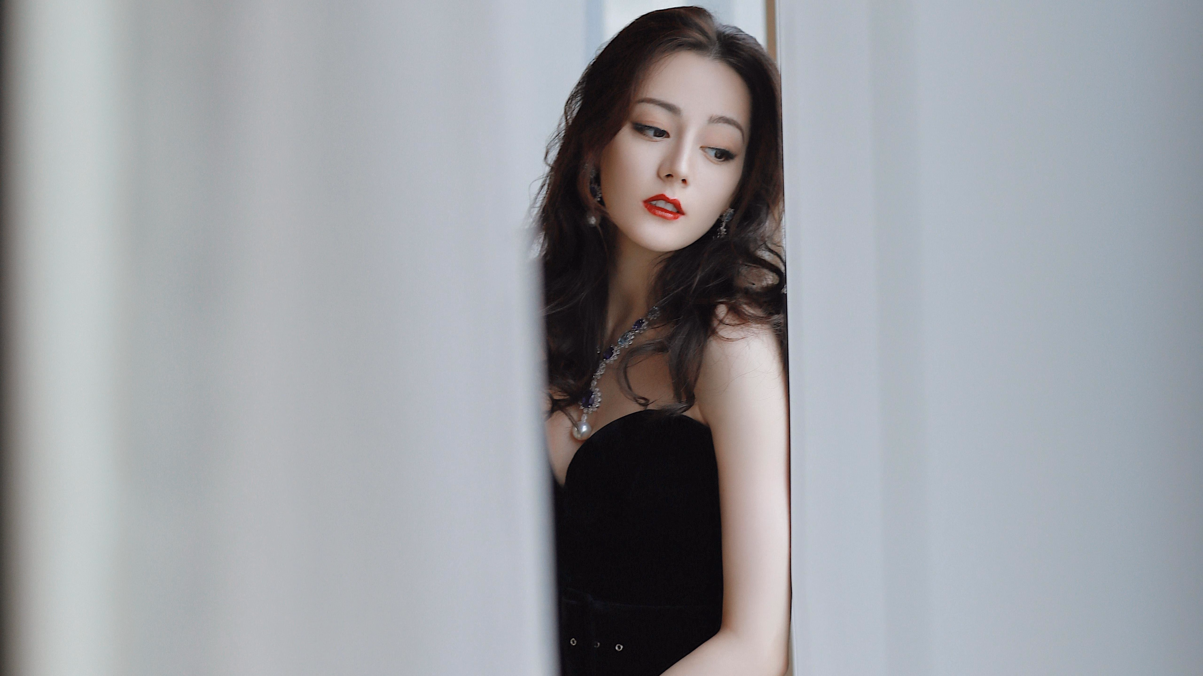 开云体育APP下载-刹车区的弧线，当梅西在伊斯坦布尔接管街道赛